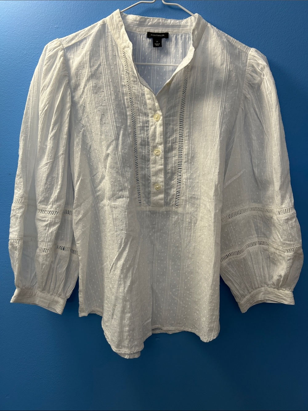 ANN TAYLOR 3/4 puff sleeve blouse 100% cotton